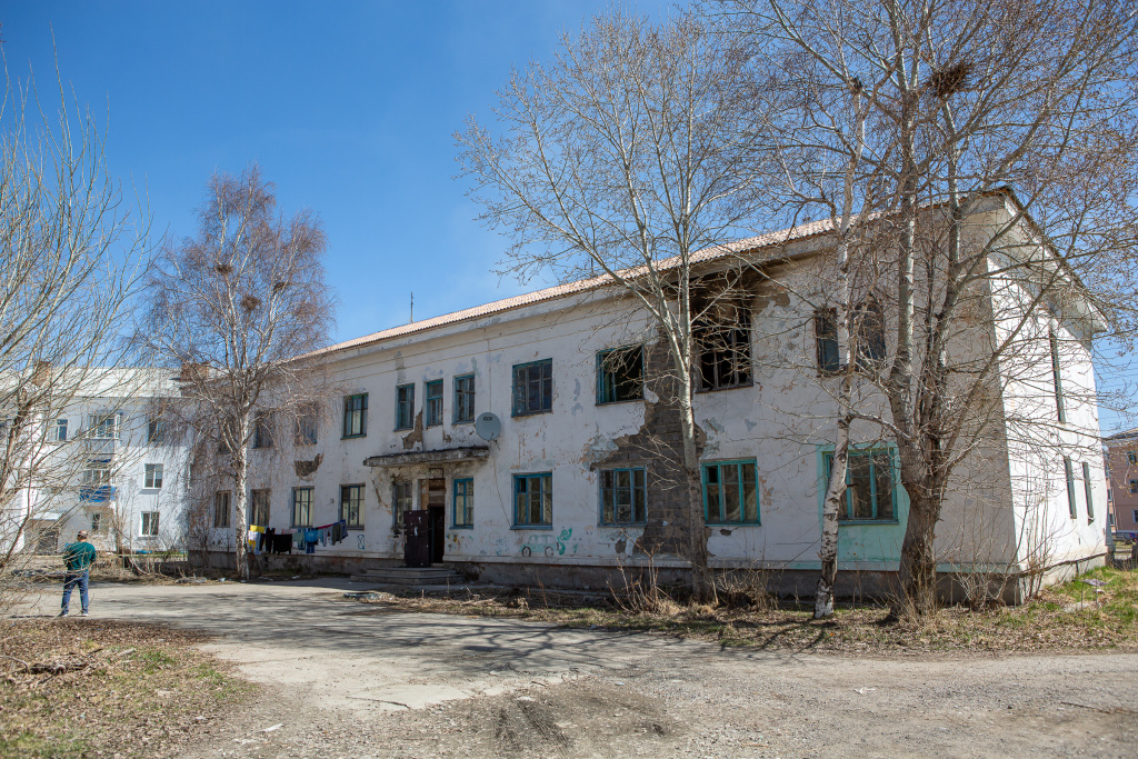 1-46.jpg