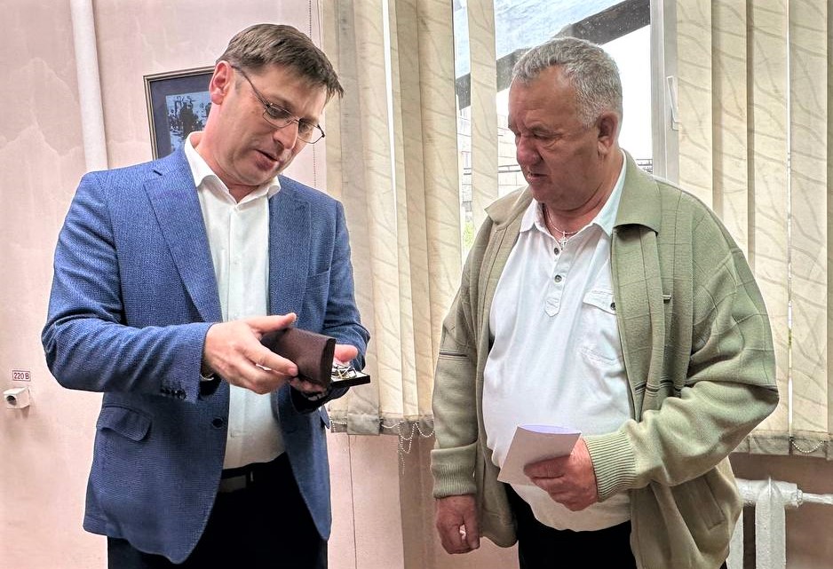 Орлов рукавишников.jpg